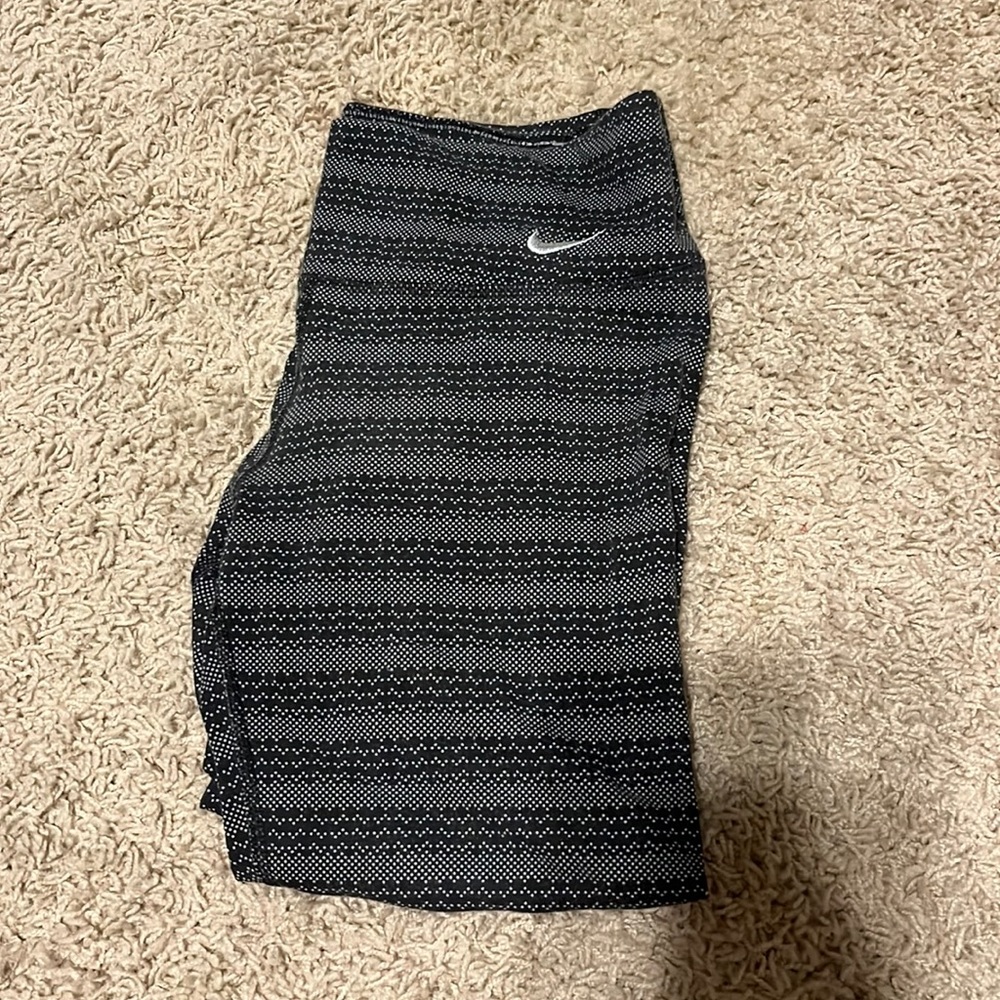 Nike leggings